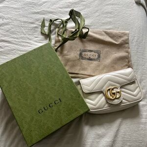 Gucci Super Mini Marmont